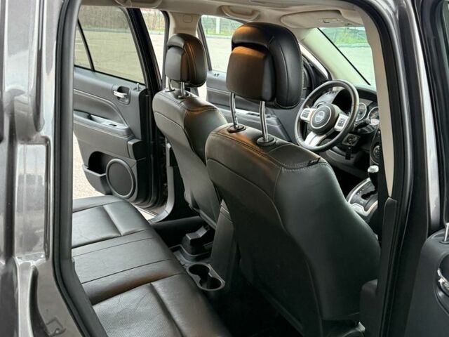 Серый Джип Компас, объемом двигателя 2.4 л и пробегом 95 тыс. км за 10999 $, фото 10 на Automoto.ua