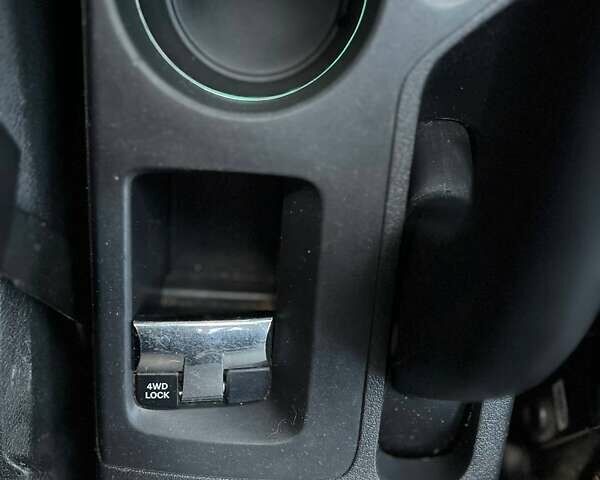 Сірий Джип Compass, об'ємом двигуна 2.36 л та пробігом 208 тис. км за 9800 $, фото 58 на Automoto.ua