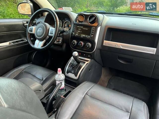 Сірий Джип Compass, об'ємом двигуна 2.36 л та пробігом 208 тис. км за 9800 $, фото 67 на Automoto.ua