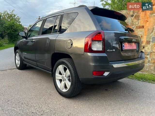 Сірий Джип Compass, об'ємом двигуна 2.36 л та пробігом 208 тис. км за 9800 $, фото 7 на Automoto.ua