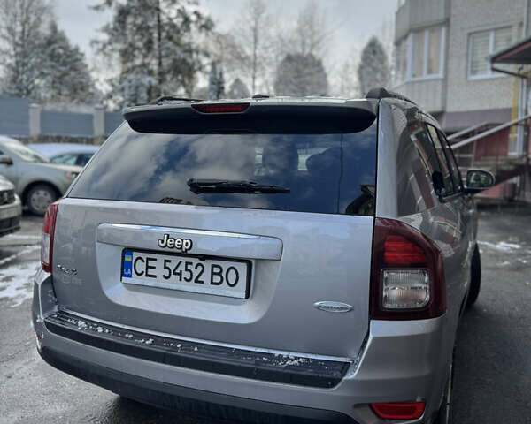 Сірий Джип Compass, об'ємом двигуна 2.36 л та пробігом 174 тис. км за 9500 $, фото 5 на Automoto.ua