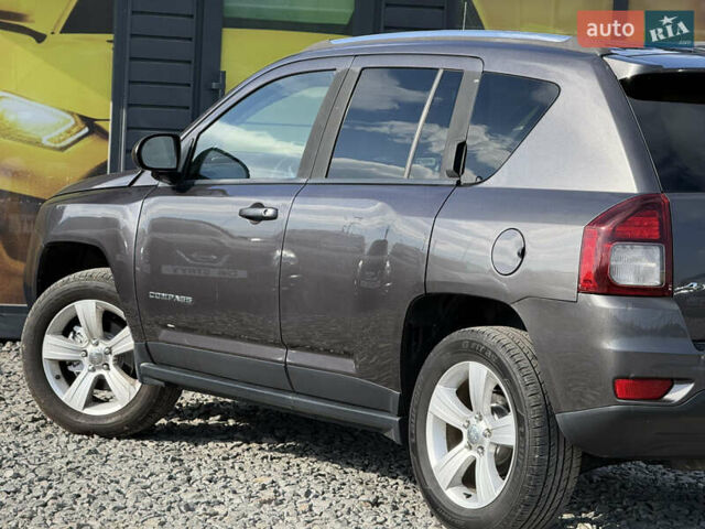 Джип Компас 2015 в Стрые на Automoto.ua Серый Джип Компас, объемом двигателя 2.4 л и пробегом 205 тыс. км за 9900 $, фото 17 на Automoto.ua