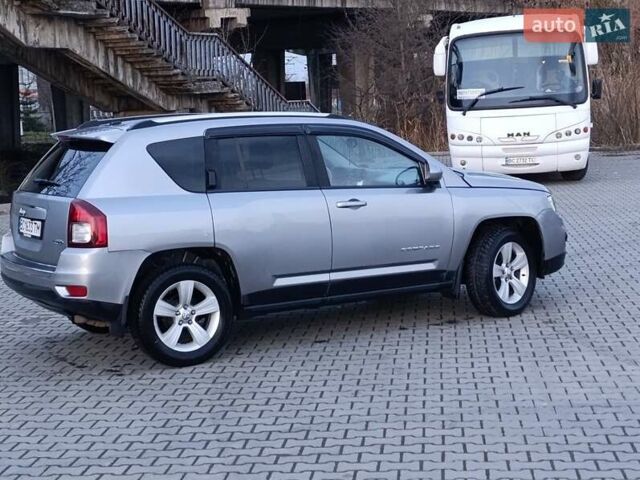 Серый Джип Компас, объемом двигателя 2.36 л и пробегом 205 тыс. км за 9450 $, фото 8 на Automoto.ua