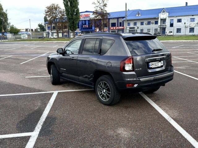 Сірий Джип Compass, об'ємом двигуна 2.4 л та пробігом 146 тис. км за 9600 $, фото 4 на Automoto.ua