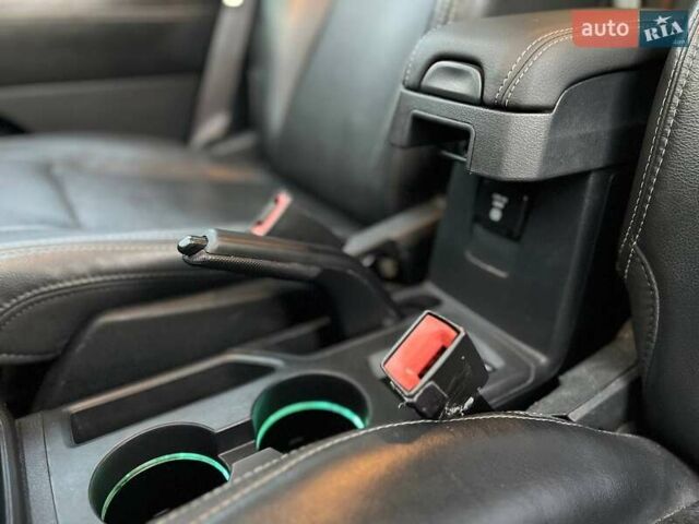 Сірий Джип Compass, об'ємом двигуна 2.36 л та пробігом 208 тис. км за 9800 $, фото 60 на Automoto.ua