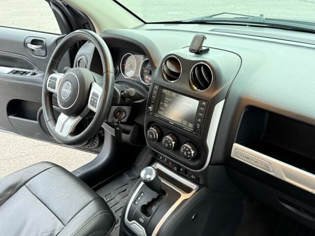 Серый Джип Компас, объемом двигателя 2.4 л и пробегом 95 тыс. км за 10999 $, фото 13 на Automoto.ua