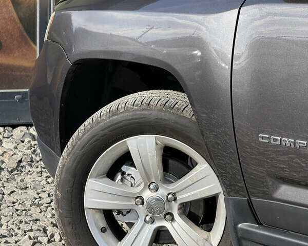 Джип Компас 2015 в Стрые на Automoto.ua Серый Джип Компас, объемом двигателя 2.4 л и пробегом 205 тыс. км за 9900 $, фото 19 на Automoto.ua