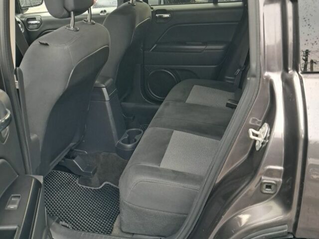 Серый Джип Компас, объемом двигателя 2.4 л и пробегом 146 тыс. км за 291 $, фото 5 на Automoto.ua