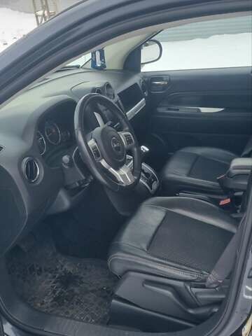 Сірий Джип Compass, об'ємом двигуна 2.36 л та пробігом 120 тис. км за 11000 $, фото 11 на Automoto.ua