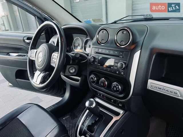 Серый Джип Компас, объемом двигателя 2.36 л и пробегом 199 тыс. км за 8999 $, фото 21 на Automoto.ua