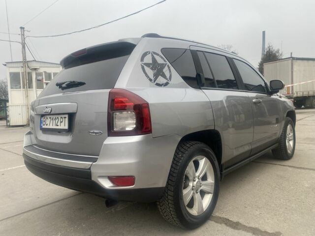 Серый Джип Компас, объемом двигателя 2.4 л и пробегом 183 тыс. км за 10300 $, фото 6 на Automoto.ua