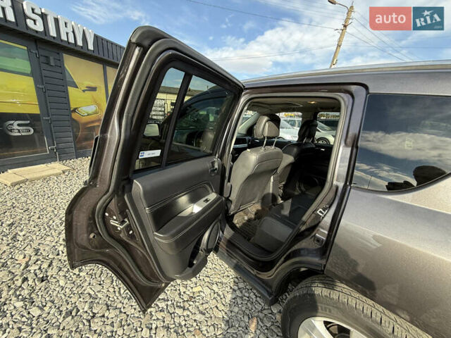 Джип Компас 2015 в Стрые на Automoto.ua Серый Джип Компас, объемом двигателя 2.4 л и пробегом 205 тыс. км за 9900 $, фото 44 на Automoto.ua