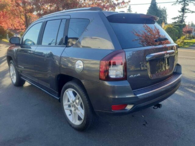 Серый Джип Компас, объемом двигателя 2.4 л и пробегом 79 тыс. км за 11800 $, фото 5 на Automoto.ua