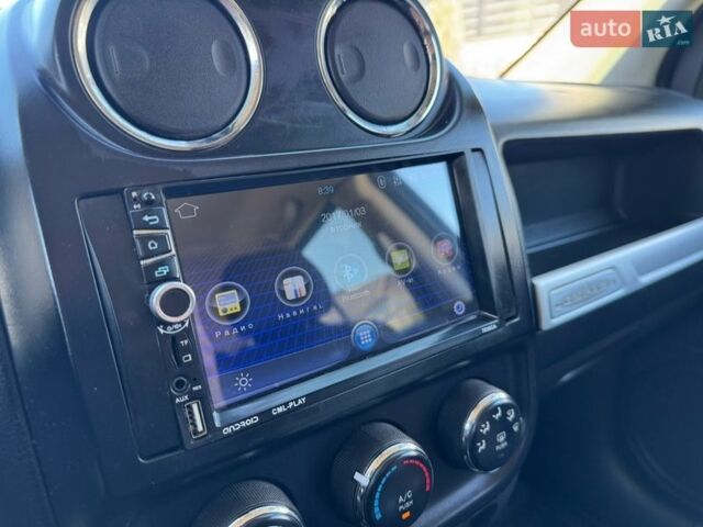 Сірий Джип Compass, об'ємом двигуна 2 л та пробігом 125 тис. км за 10700 $, фото 15 на Automoto.ua