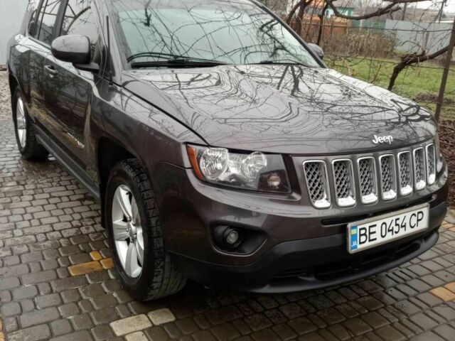 Серый Джип Компас, объемом двигателя 2.4 л и пробегом 97 тыс. км за 12000 $, фото 1 на Automoto.ua