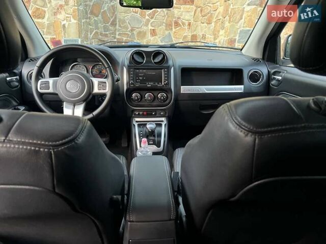 Сірий Джип Compass, об'ємом двигуна 2.36 л та пробігом 208 тис. км за 9800 $, фото 68 на Automoto.ua