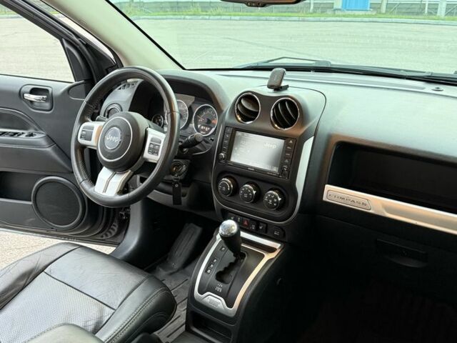 Серый Джип Компас, объемом двигателя 2.4 л и пробегом 95 тыс. км за 10999 $, фото 11 на Automoto.ua