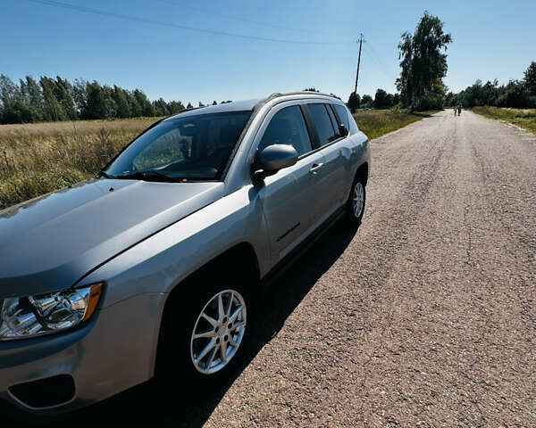 Сірий Джип Compass, об'ємом двигуна 2 л та пробігом 117 тис. км за 11200 $, фото 11 на Automoto.ua