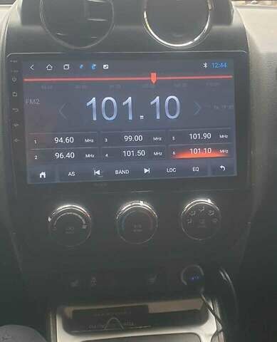 Серый Джип Компас, объемом двигателя 2.36 л и пробегом 140 тыс. км за 10555 $, фото 7 на Automoto.ua