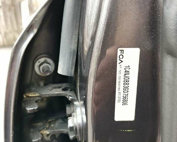 Сірий Джип Compass, об'ємом двигуна 2.4 л та пробігом 152 тис. км за 12500 $, фото 21 на Automoto.ua