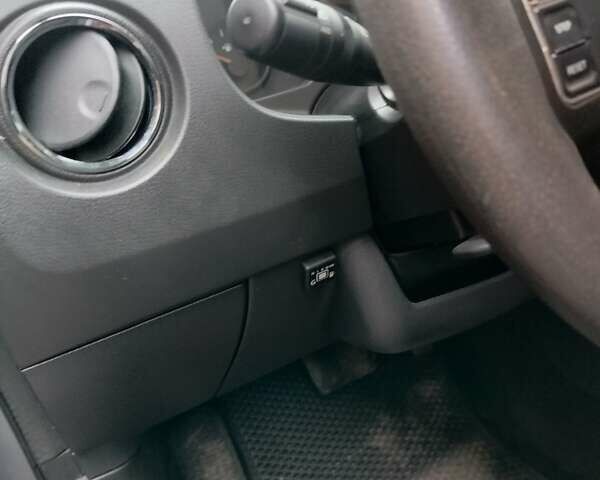 Джип Compass 2016 у Харкові на Automoto.ua Сірий Джип Compass, об'ємом двигуна 2.36 л та пробігом 160 тис. км за 12000 $, фото 1 на Automoto.ua