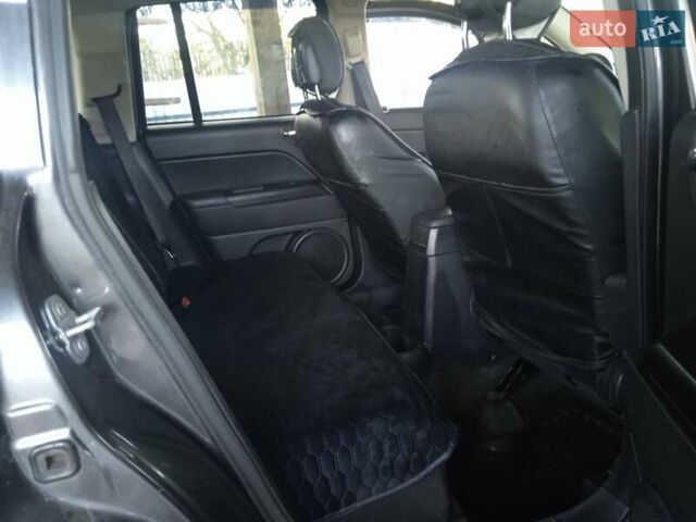 Серый Джип Компас, объемом двигателя 2.36 л и пробегом 130 тыс. км за 11200 $, фото 9 на Automoto.ua