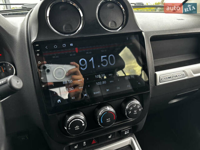Серый Джип Компас, объемом двигателя 2.4 л и пробегом 156 тыс. км за 12000 $, фото 12 на Automoto.ua