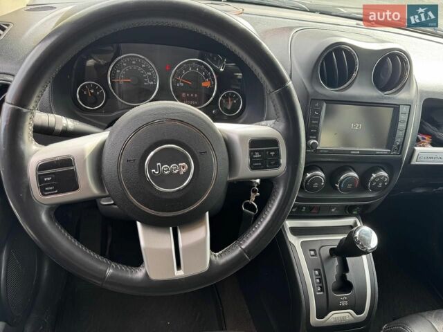 Сірий Джип Compass, об'ємом двигуна 2.36 л та пробігом 194 тис. км за 8500 $, фото 15 на Automoto.ua