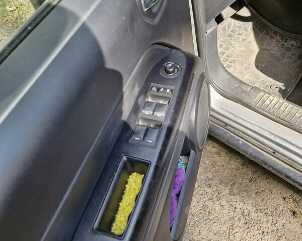 Сірий Джип Compass, об'ємом двигуна 2 л та пробігом 135 тис. км за 12300 $, фото 13 на Automoto.ua
