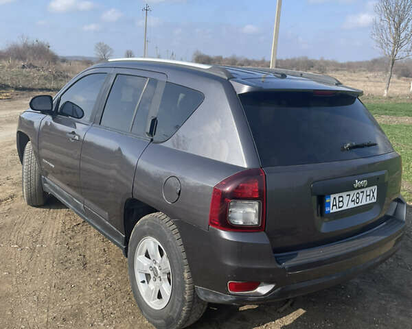 Сірий Джип Compass, об'ємом двигуна 2 л та пробігом 82 тис. км за 10500 $, фото 3 на Automoto.ua