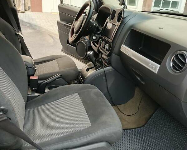 Сірий Джип Compass, об'ємом двигуна 2.4 л та пробігом 152 тис. км за 12500 $, фото 23 на Automoto.ua