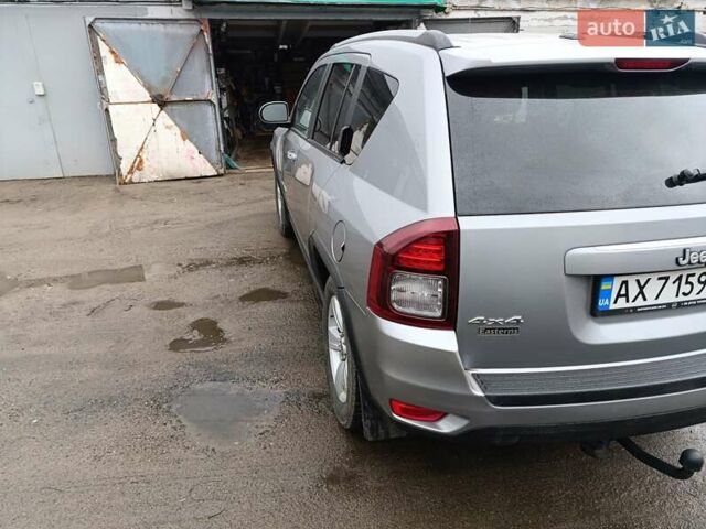 Серый Джип Компас, объемом двигателя 2.36 л и пробегом 146 тыс. км за 11900 $, фото 8 на Automoto.ua