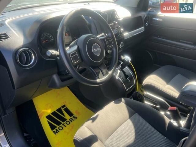 Сірий Джип Compass, об'ємом двигуна 2.36 л та пробігом 113 тис. км за 10900 $, фото 20 на Automoto.ua