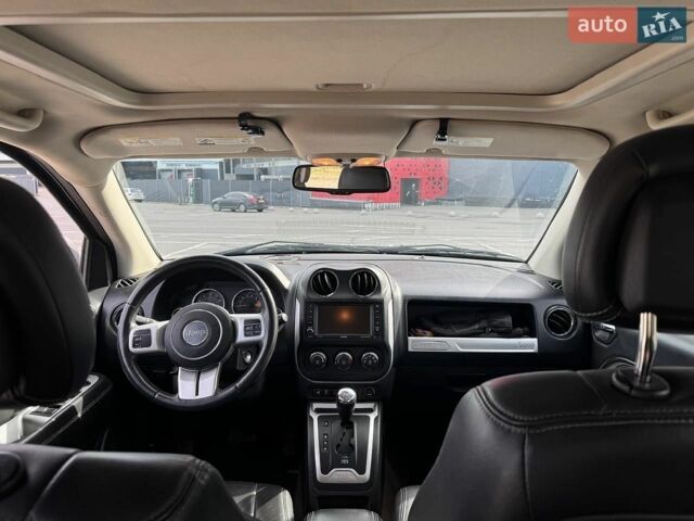 Сірий Джип Compass, об'ємом двигуна 2.36 л та пробігом 194 тис. км за 8500 $, фото 20 на Automoto.ua