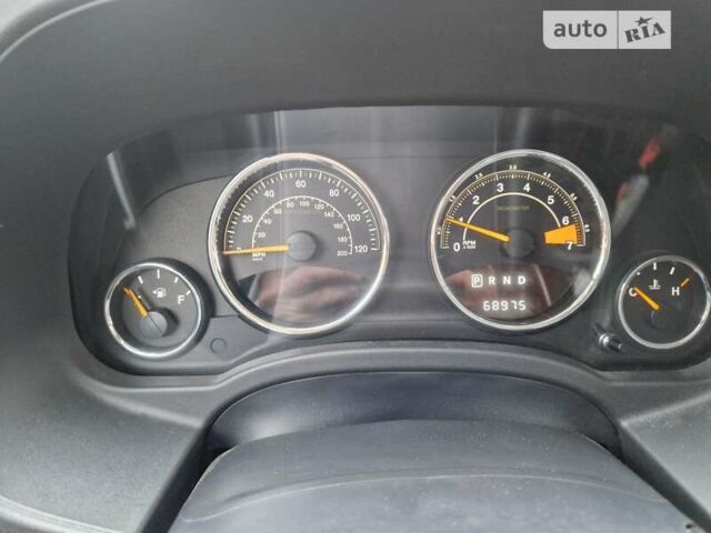 Сірий Джип Compass, об'ємом двигуна 2.36 л та пробігом 110 тис. км за 10999 $, фото 7 на Automoto.ua