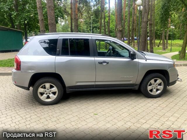 Серый Джип Компас, объемом двигателя 2.4 л и пробегом 105 тыс. км за 9500 $, фото 3 на Automoto.ua