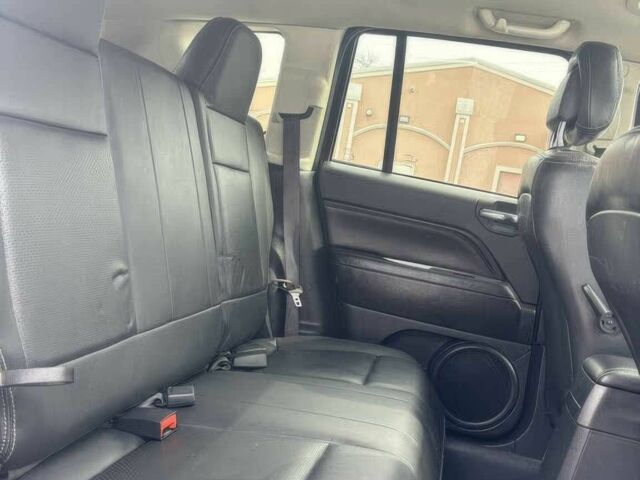 Серый Джип Компас, объемом двигателя 2.4 л и пробегом 72 тыс. км за 11800 $, фото 11 на Automoto.ua