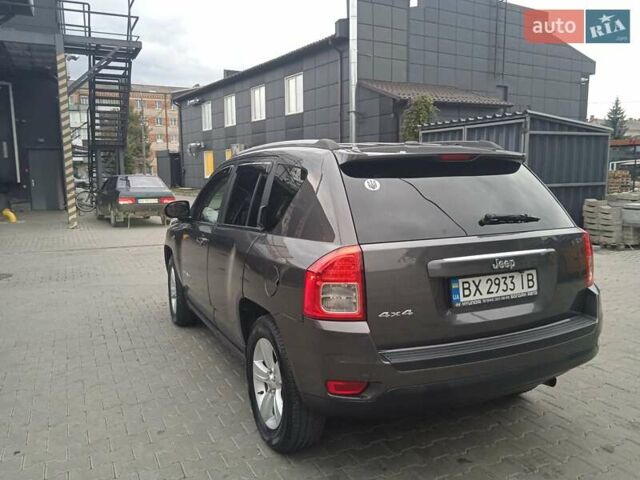 Серый Джип Компас, объемом двигателя 2.36 л и пробегом 130 тыс. км за 11200 $, фото 6 на Automoto.ua