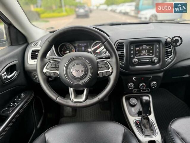 Серый Джип Компас, объемом двигателя 2.36 л и пробегом 100 тыс. км за 13800 $, фото 9 на Automoto.ua