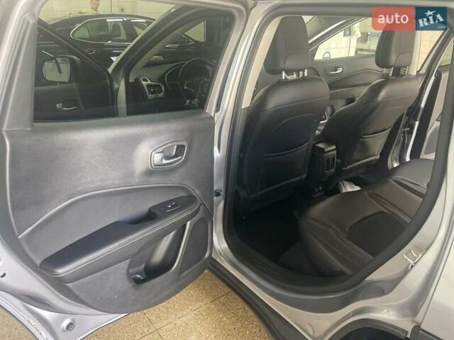 Серый Джип Компас, объемом двигателя 2.4 л и пробегом 70 тыс. км за 12900 $, фото 8 на Automoto.ua