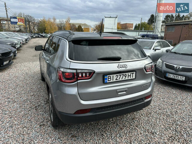 Джип Compass 2017 у Полтаві на Automoto.ua Сірий Джип Compass, об'ємом двигуна 2.36 л та пробігом 125 тис. км за 15500 $, фото 8 на Automoto.ua