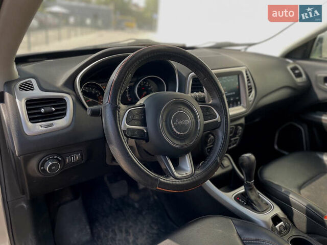 Серый Джип Компас, объемом двигателя 2.4 л и пробегом 119 тыс. км за 12900 $, фото 9 на Automoto.ua