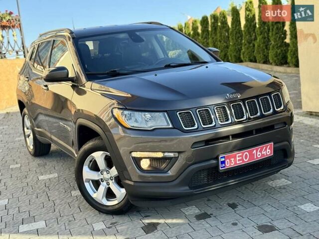 Сірий Джип Compass, об'ємом двигуна 2.4 л та пробігом 222 тис. км за 12850 $, фото 8 на Automoto.ua