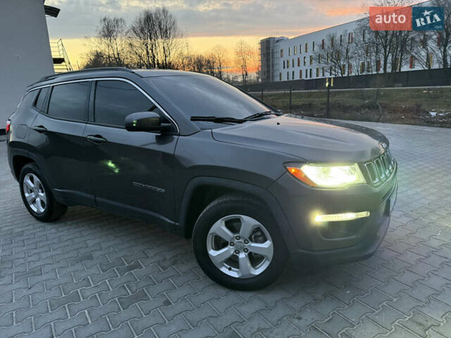 Серый Джип Компас, объемом двигателя 2.4 л и пробегом 175 тыс. км за 12900 $, фото 9 на Automoto.ua