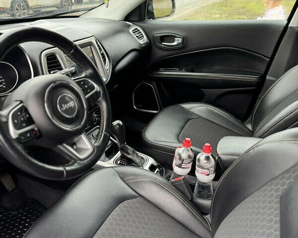 Сірий Джип Compass, об'ємом двигуна 2.36 л та пробігом 123 тис. км за 16000 $, фото 11 на Automoto.ua