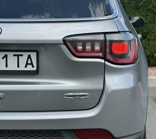 Серый Джип Компас, объемом двигателя 2.36 л и пробегом 100 тыс. км за 13800 $, фото 7 на Automoto.ua