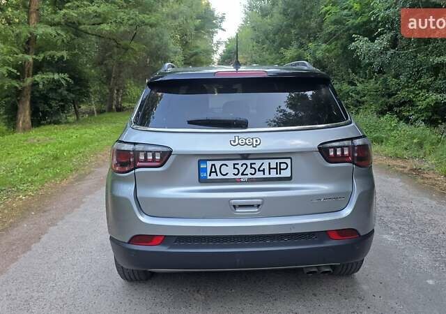 Серый Джип Компас, объемом двигателя 2.36 л и пробегом 135 тыс. км за 14700 $, фото 5 на Automoto.ua