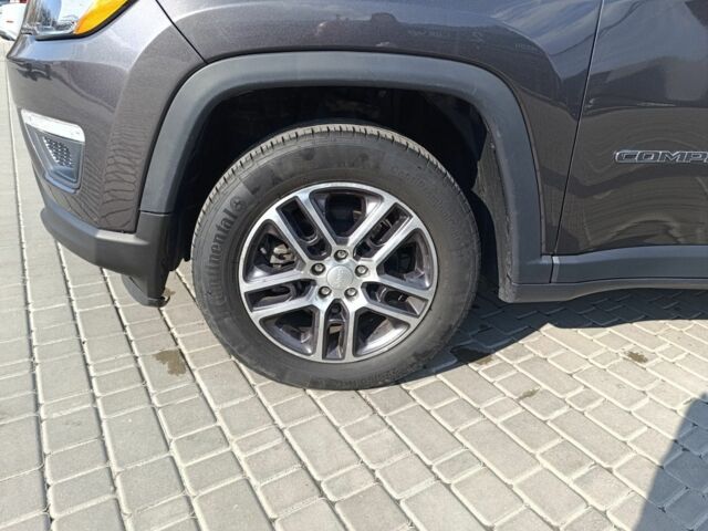 Сірий Джип Compass, об'ємом двигуна 2.4 л та пробігом 112 тис. км за 15900 $, фото 7 на Automoto.ua