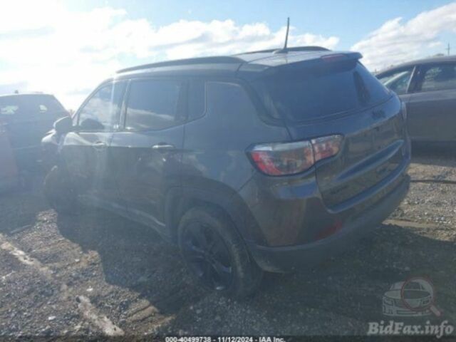 Сірий Джип Compass, об'ємом двигуна 2.4 л та пробігом 54 тис. км за 6000 $, фото 2 на Automoto.ua