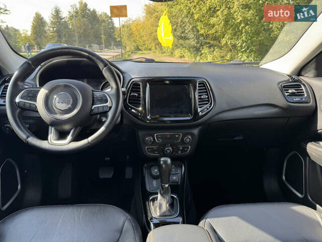 Серый Джип Компас, объемом двигателя 2.36 л и пробегом 155 тыс. км за 13700 $, фото 11 на Automoto.ua